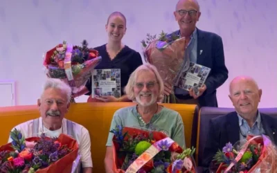 Burgemeester dankt vertrekkenden